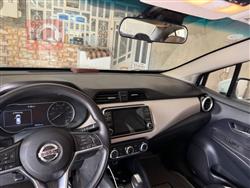 نيسان فيرسا